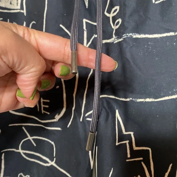 Jean- Michel Basquiat Kahuna Shorts Cotton On - Picture 6 of 11